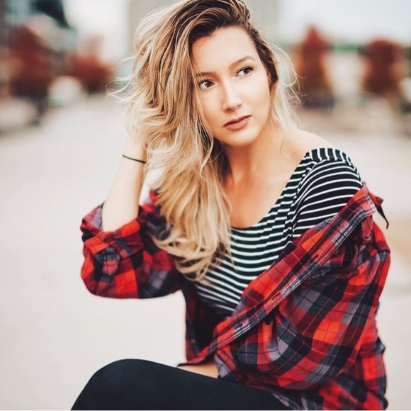 Meet your Posher, Samantha - Picture 3 of 6